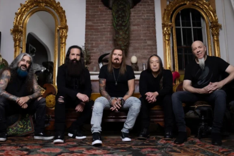 Dream Theater leva Panamá à loucura com homenagem épica ao Van Halen em show histórico